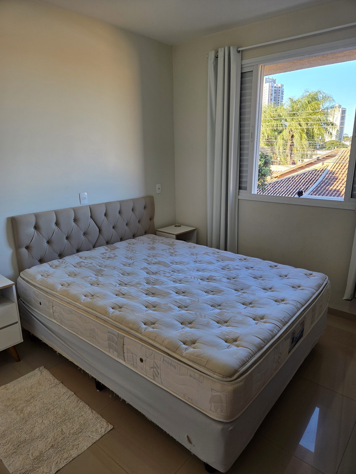 Cama Box Queen Size 1,55 x 2,03 m
